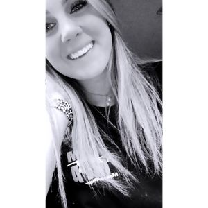 Meet your Posher, Destanee